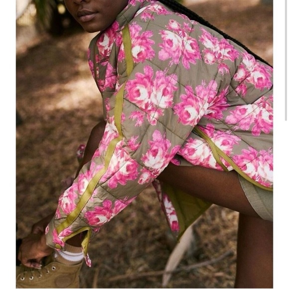 Free People FP Movement Printed Pippa Packable Puffer Jacket Sz S Pink Rose NWT - Picture 3 of 16